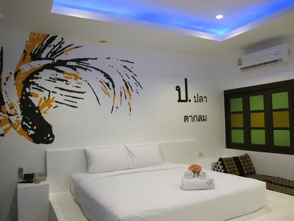 Alphabeto Resort Nai Harn Esterno foto