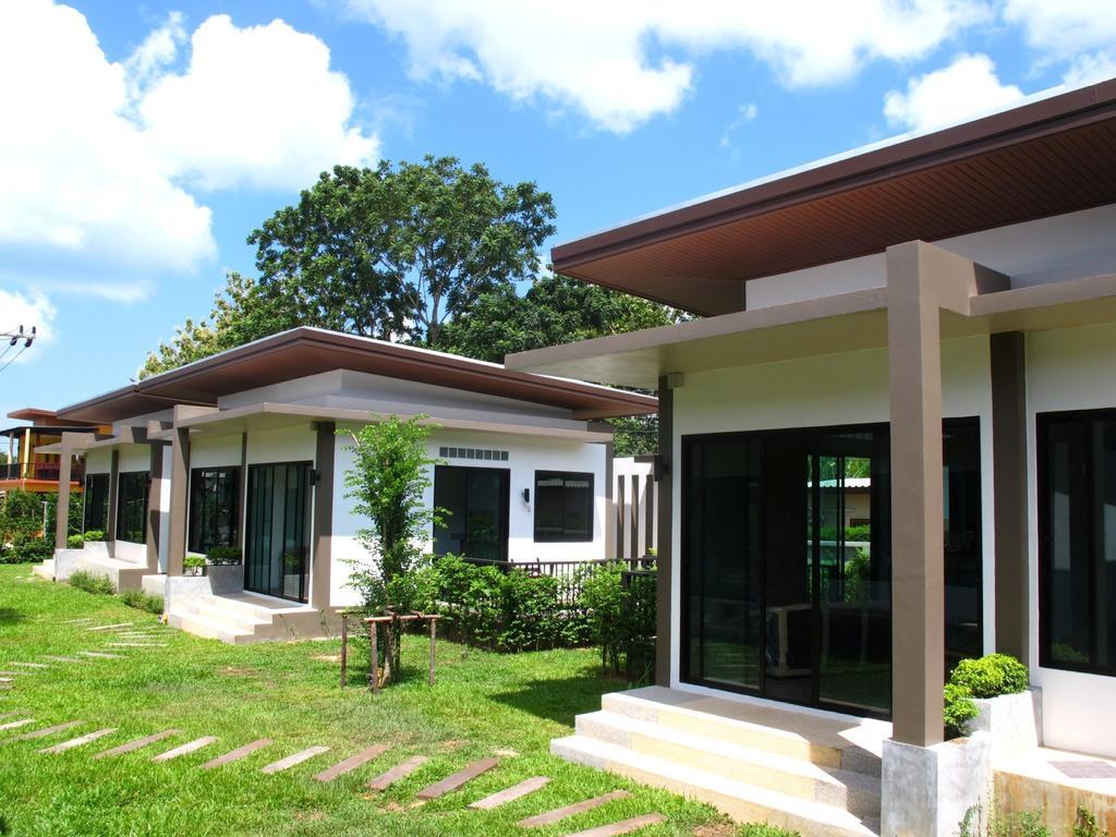 Alphabeto Resort Nai Harn Esterno foto