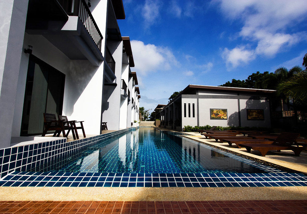 Alphabeto Resort Nai Harn Esterno foto